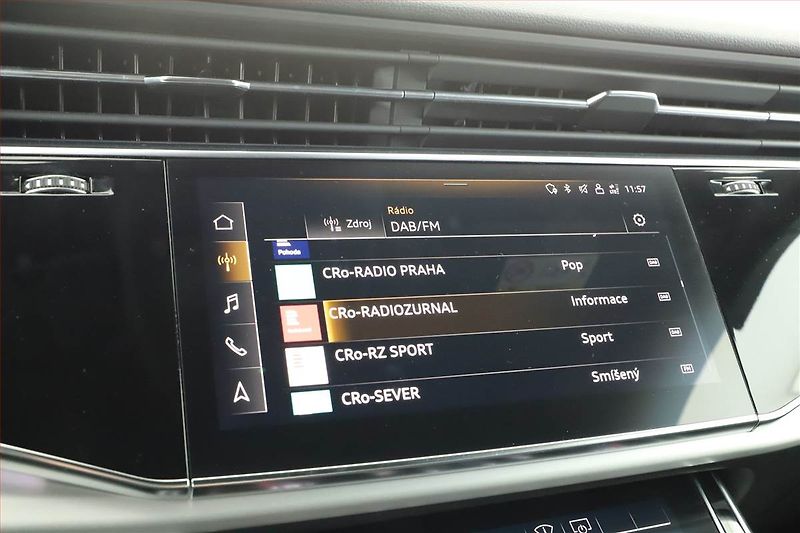 Audi Q8 (2022) 50 TDI - fotka 13 z 20