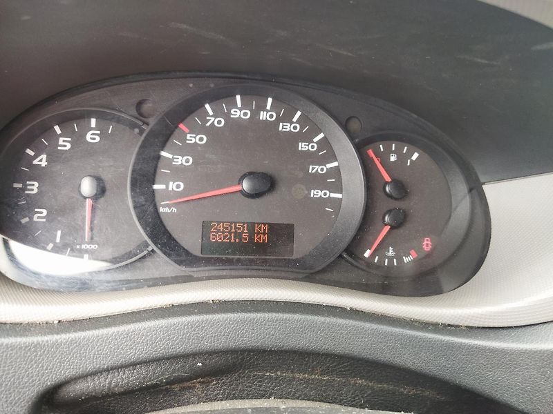 Ford Fusion (2004) 1.4i,  AUTOMAT - fotka 10 z 17