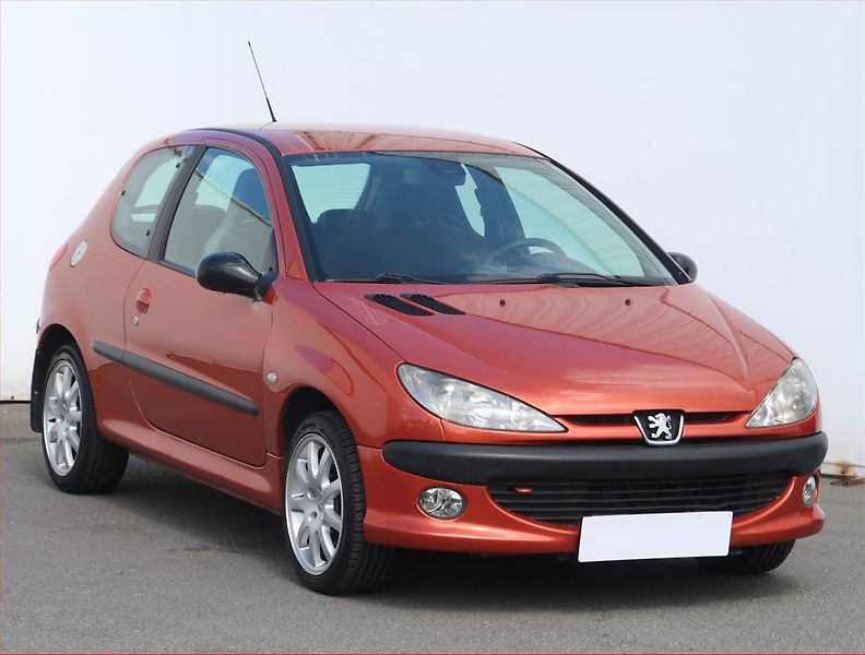 Peugeot 206 (2000) 2.0 16V, nová STK, Tažné - fotka 1 z 16