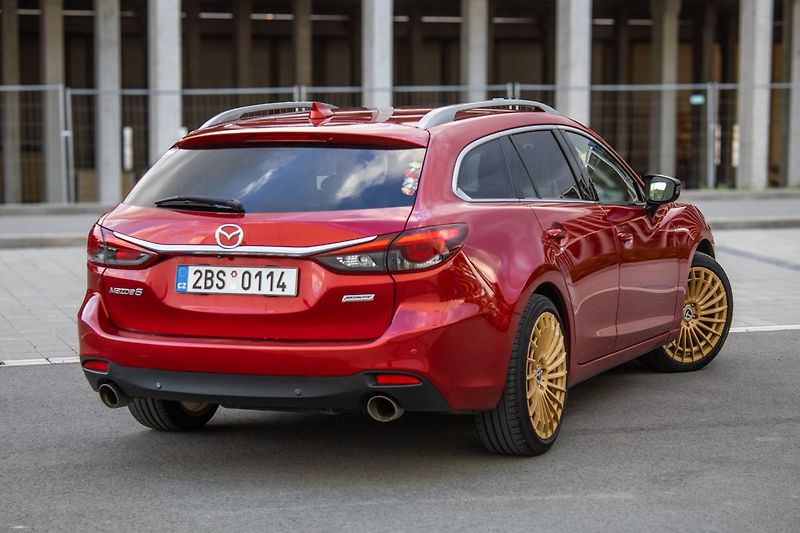 Mazda 6 - fotka 4 z 30