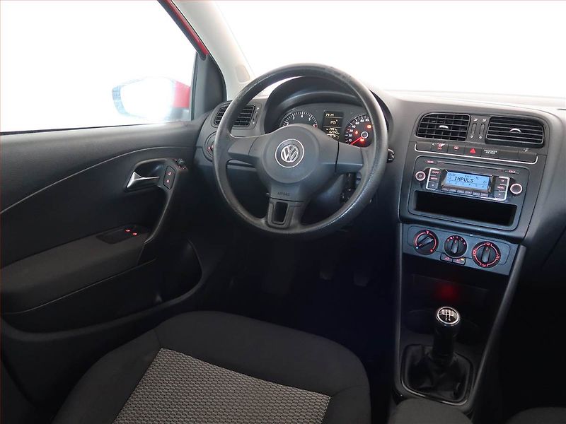 Volkswagen Polo (2011) 1.2 12V - fotka 7 z 13