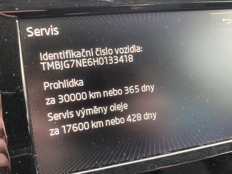 Škoda Octavia (2017) Combi TDI DSG hezký vůz! - fotka 16 z 28