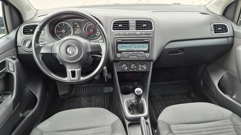 Volkswagen Polo 1.6 TDi PO VELKÉM SERVISU - fotka 12 z 18
