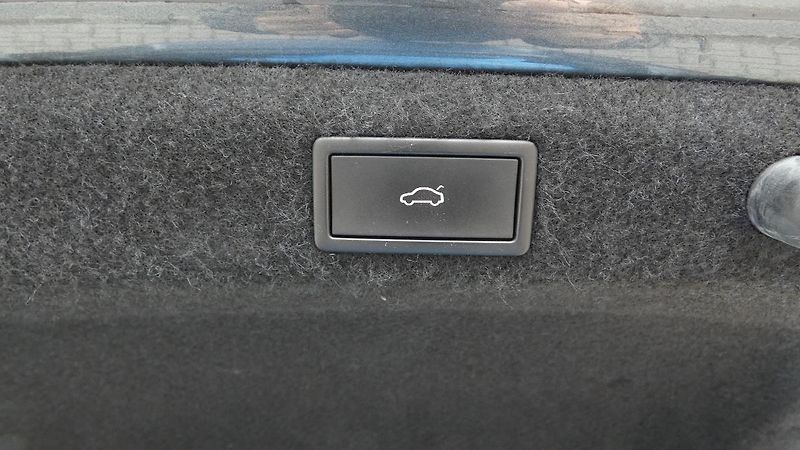 Škoda Octavia 2,0 TDI Style - fotka 22 z 25