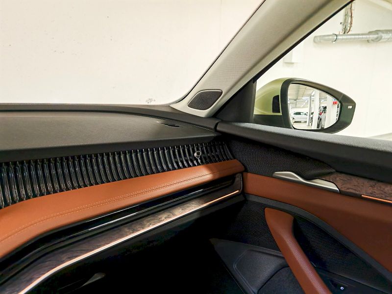 Škoda Superb (2024) Combi 2.0 TDI 110 kW DSG L&K - fotka 6 z 36