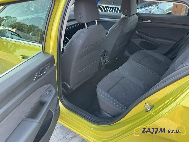 Volkswagen Golf 2.0TDI 110kw DSG + kamera - fotka 35 z 51