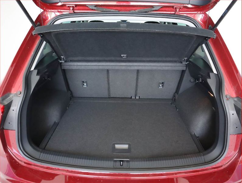 Volkswagen Tiguan (2018) 1.4 TSI, Navi, Tempomat - fotka 14 z 19