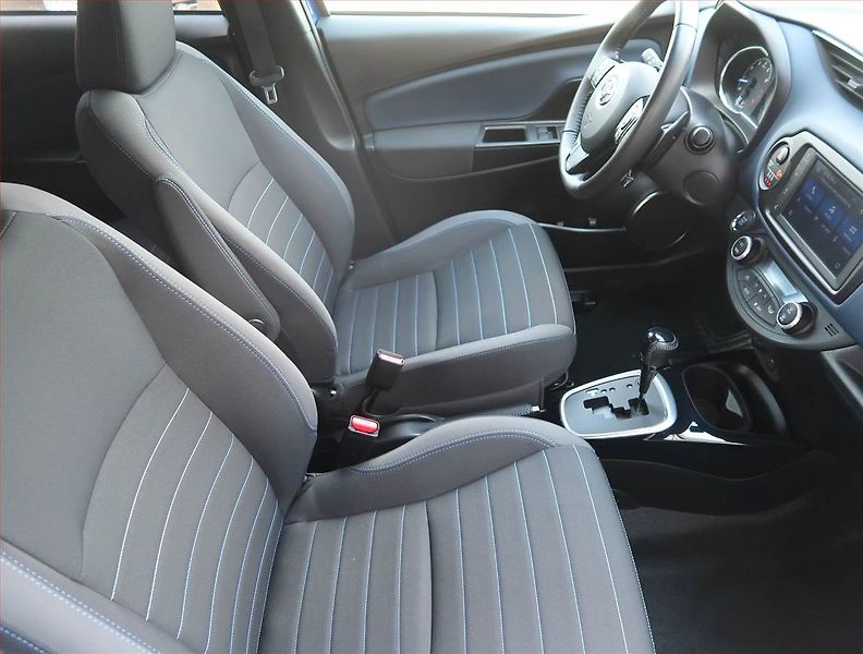 Toyota Yaris (2020) 1.5 Dual VVT-i, Automat - fotka 9 z 14