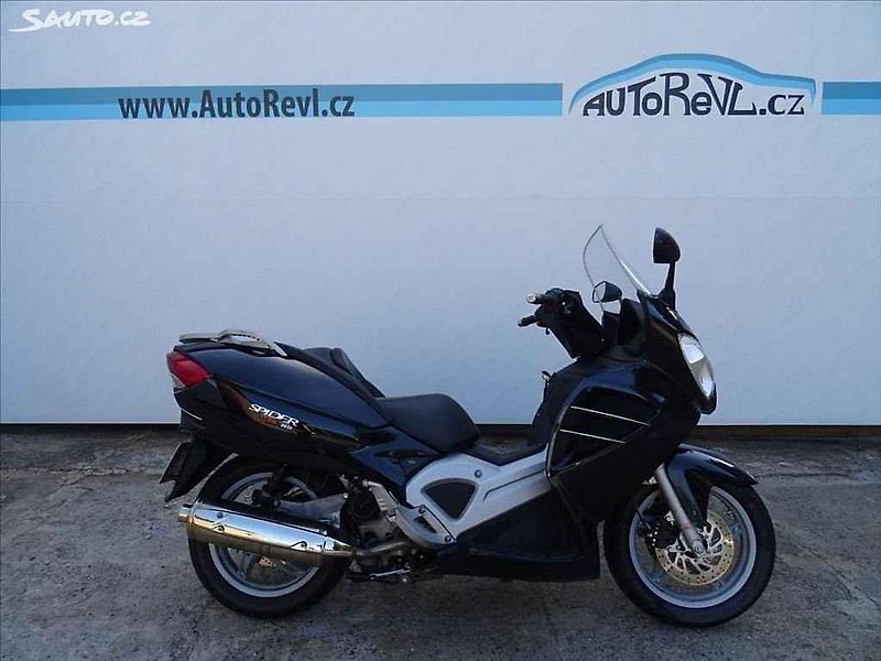 Honda SH 300i.