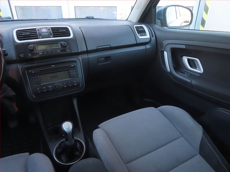 Škoda Fabia (2008) 1.2 12V, Serv.kniha, po STK - fotka 8 z 16