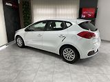 Kia Ceed 1.4 i ČR 1.MAJ.REZERVACE  - náhled 8