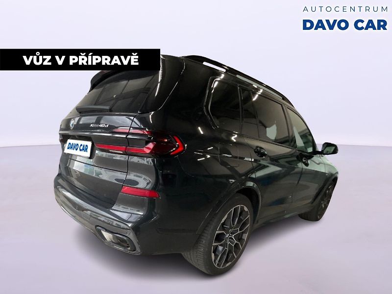 BMW X7 3.0 xDrive40d 250kW M-Paket CZ - fotka 5 z 12