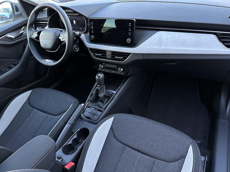 Škoda Scala 1.0TSi 116PS LED V.Cockpit Cli - fotka 32 z 35
