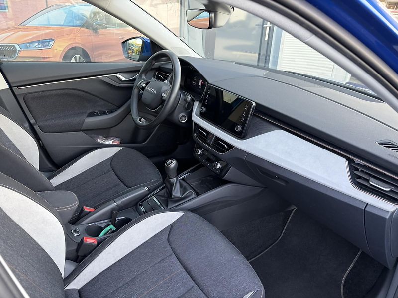 Škoda Scala 1.0TSI 85kW TOP SELECTION 6M - fotka 6 z 23