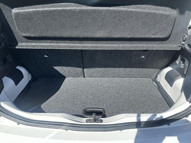 Škoda Citigo (2014) 1.0 MPI ser.knížka - fotka 14 z 24