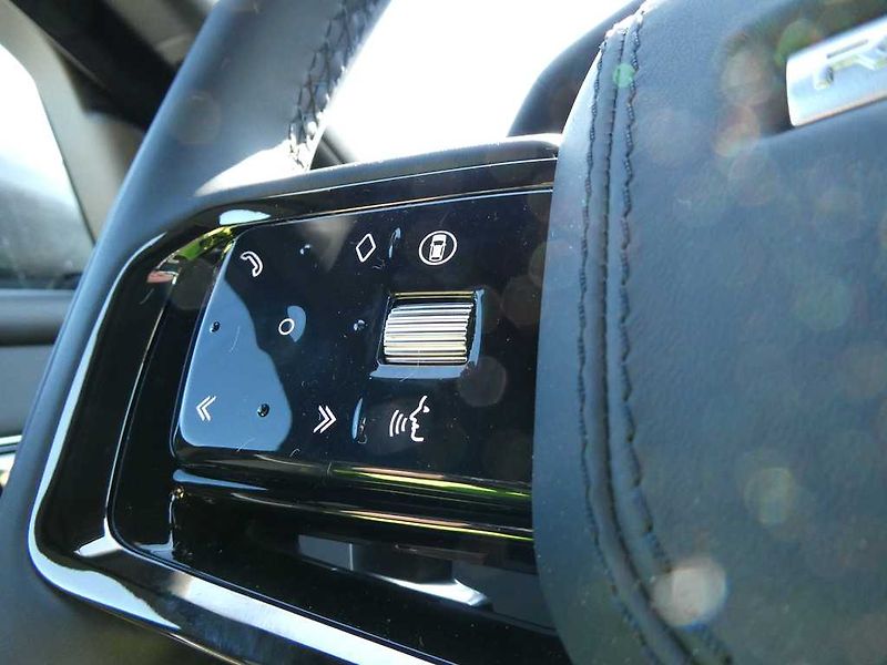 Land Rover Range Rover Velar 3,0 Dynamic SE D300 4x4 aut. - fotka 18 z 34