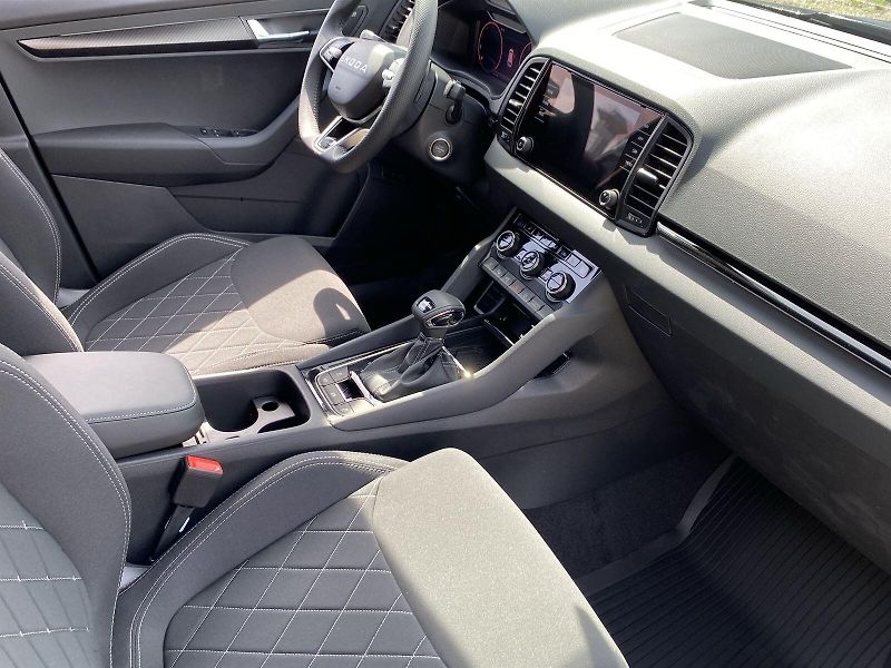Škoda Karoq (2026) 2,0 TDI 110 kW 4x4 DSG Sportli - fotka 14 z 28