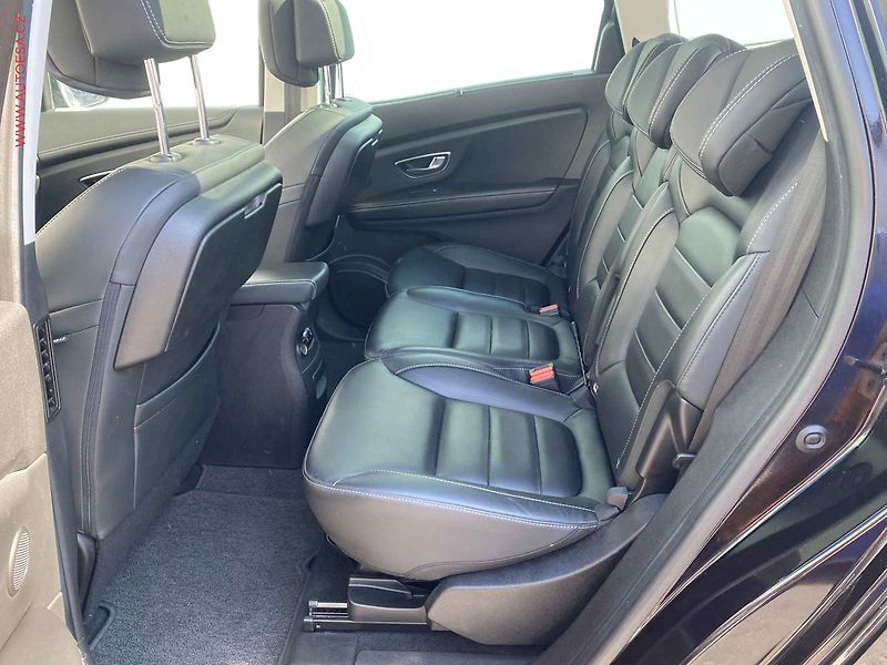 Renault Grand Scénic (2017) 1.6dCi, Initiale Paris, AT - fotka 10 z 19