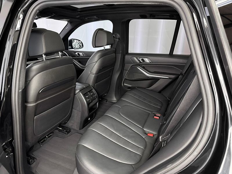 BMW X5 M50i 457KW COMPETITION, VZDUCH - fotka 11 z 25