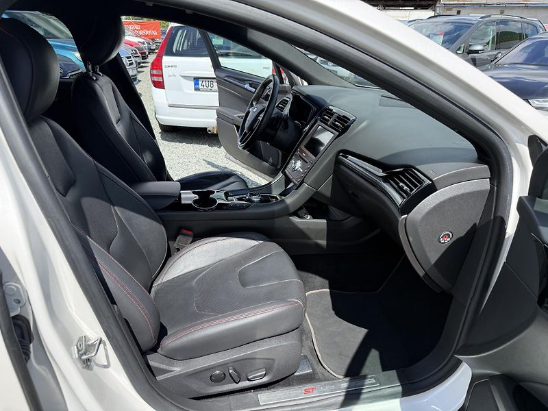 Ford Mondeo 2.0 TDCI ST-LINE - fotka 10 z 13