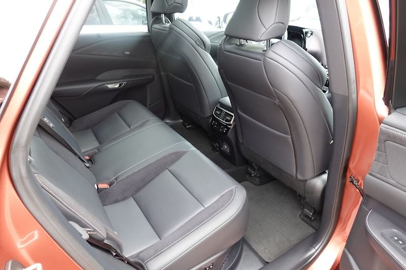 Lexus RX RX500h F Sport Plus Panoramic - fotka 14 z 40