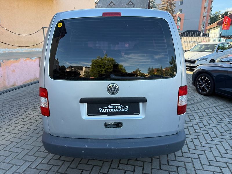 Volkswagen Caddy (2006) 1.4 MPI - LPG - 7 Míst ! - fotka 4 z 11
