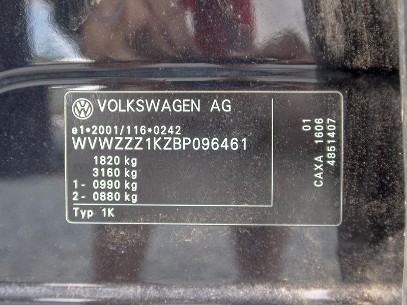 Volkswagen Golf (2011) 1.4TSI 90KW – PO SERVISU - fotka 43 z 48