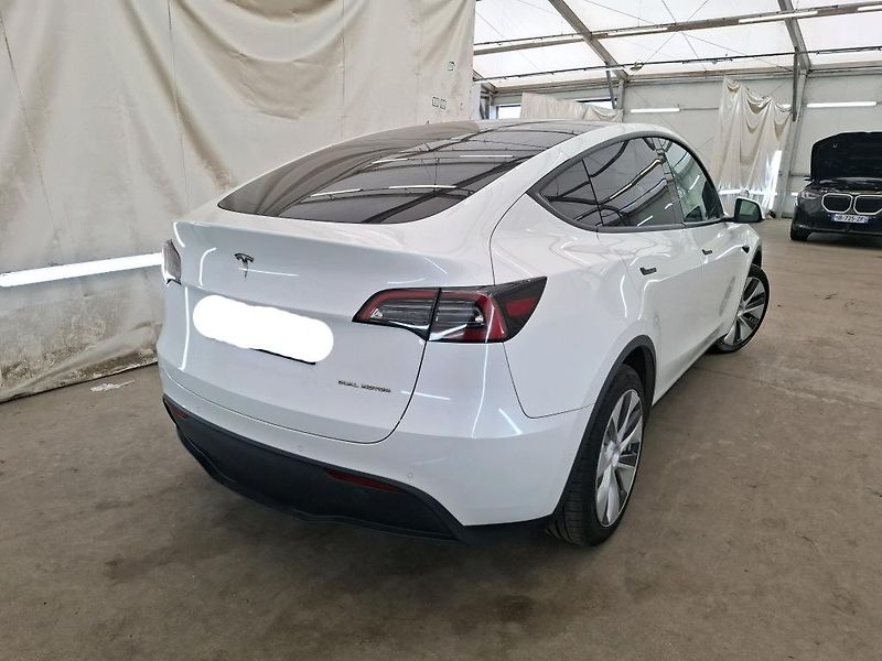 Tesla Model Y (2022) AWD Long Range    PŘIPRAVUJEME - fotka 4 z 10