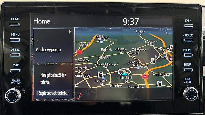 Toyota Camry 2.5 Hybrid AUT Executive - fotka 25 z 26
