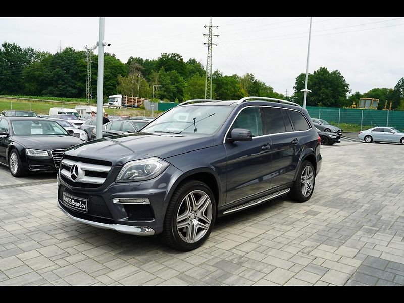 Mercedes-Benz GL 350d, 4Matic, AMG, 7míst, - fotka 2 z 50