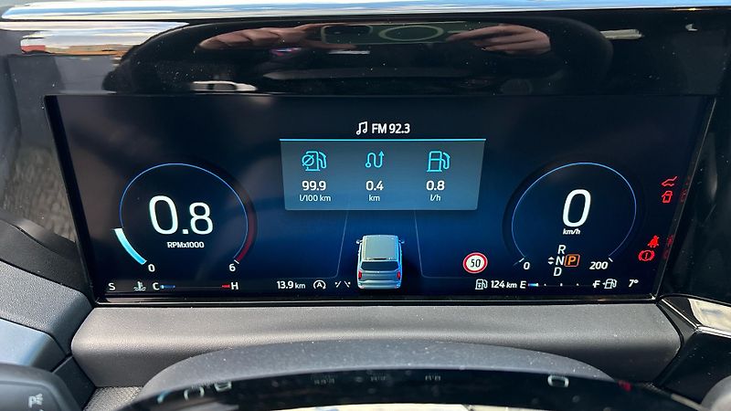 Ford Tourneo Custom (2025) 2.0 170k L2 Titanium Winter - fotka 12 z 47