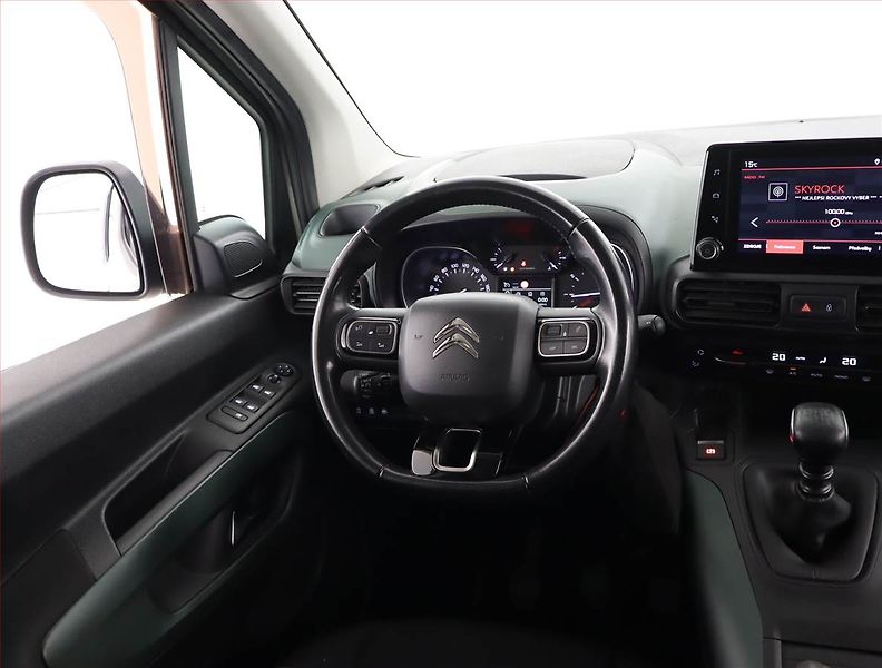 Citroën Berlingo (2019) Feel 1.5 BlueHDi, 5Míst, ČR - fotka 7 z 20