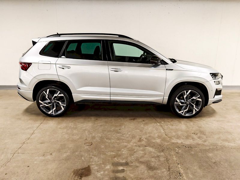 Škoda Karoq (2025) 1.5 TSI 110 kW Sportline - fotka 26 z 31