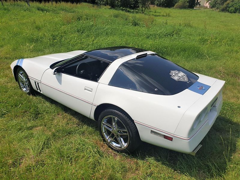 Chevrolet Corvette (1986) - fotka 5 z 26
