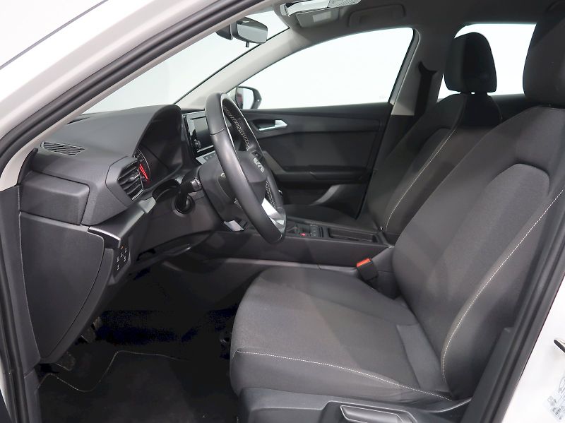 Seat Leon (2023) REFERENCE 1.0TSI 81KW - fotka 13 z 32