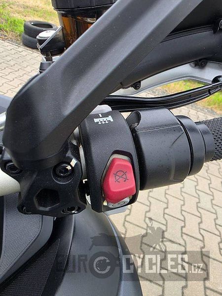 Ducati Multistrada 1200 S (2017) - fotka 17 z 19