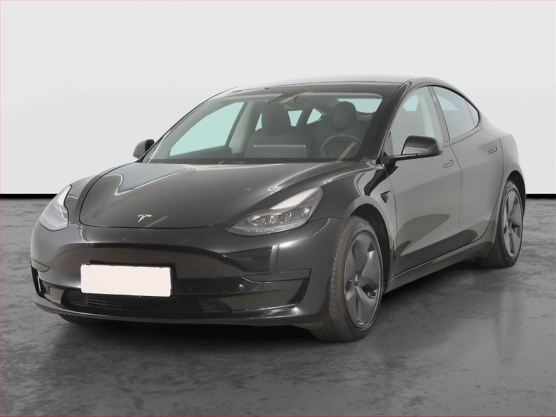 Tesla Model 3 (2021) Std Range Plus 55kWh, SoH 81% - fotka 2 z 22