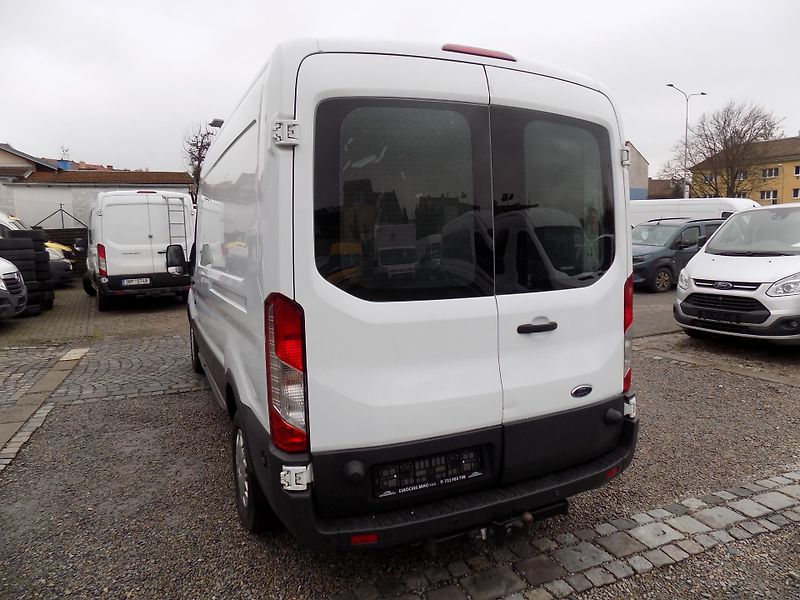Ford Transit 2,2 TDCI 92 KW L3H2 KLIMA TZ - fotka 14 z 41