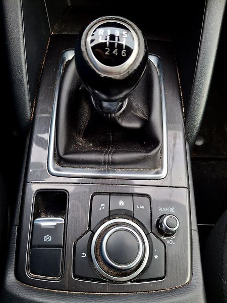 Mazda CX-5 2.0 121 kw Rezervace - fotka 33 z 39