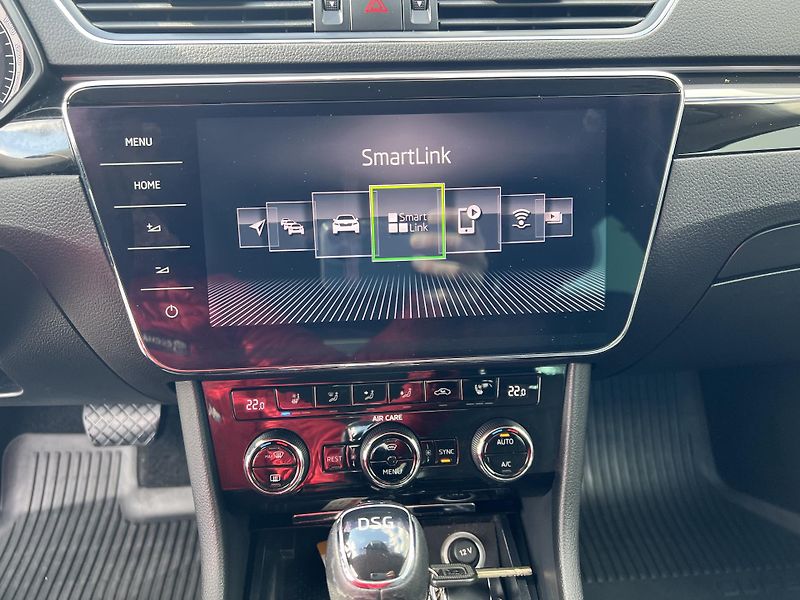 Škoda Superb (2017) 2,0TDi140kW Laurin&Klement DSG - fotka 20 z 42