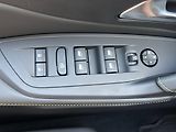 Peugeot 308 (2026) GT Elektromotor 115 kW Baterie - náhled 21