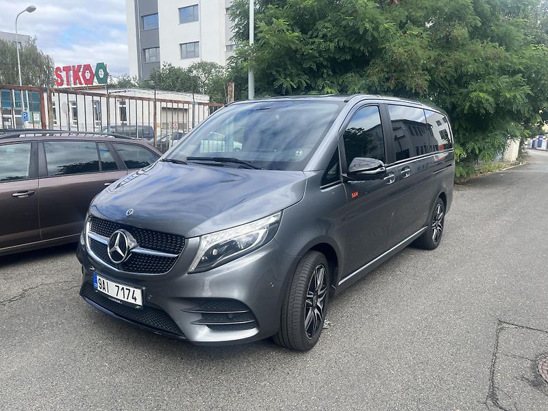Mercedes-Benz Třídy V (2022)  V 300d Avantgard L 4MATIC - fotka 7 z 16