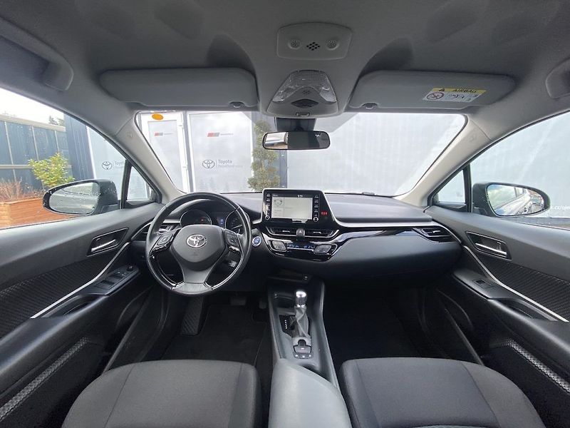 Toyota C-HR 1.8HSD, ČR-1m, Comfort, záruka - fotka 13 z 32