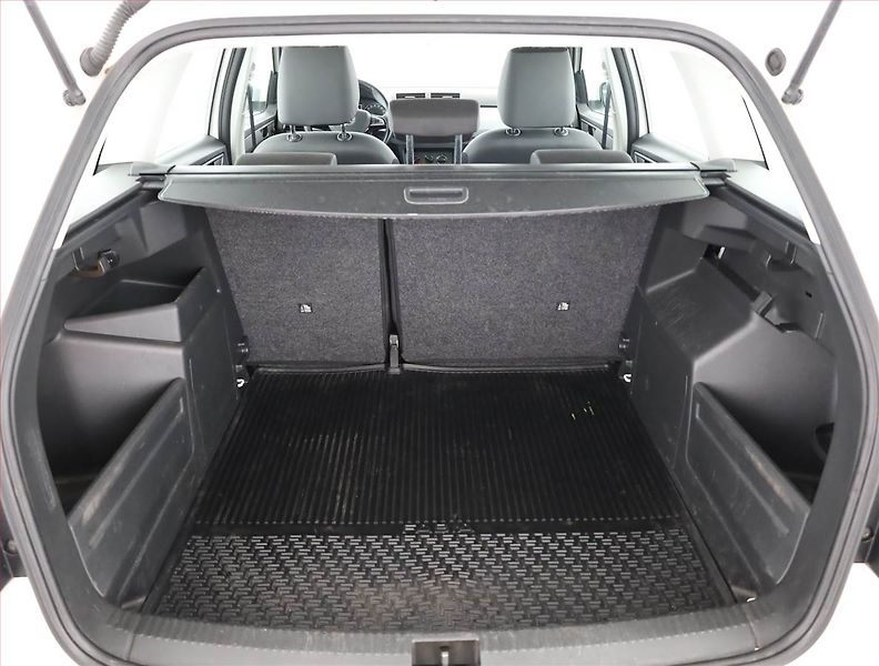 Škoda Fabia (2015) Ambition 1.4 TDI, nová STK - fotka 16 z 16