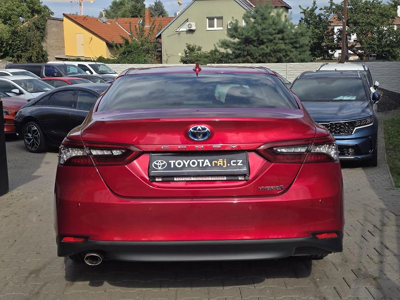 Toyota Camry 2.5-1.MAJ-HYBRID-AUTOMAT - fotka 10 z 15