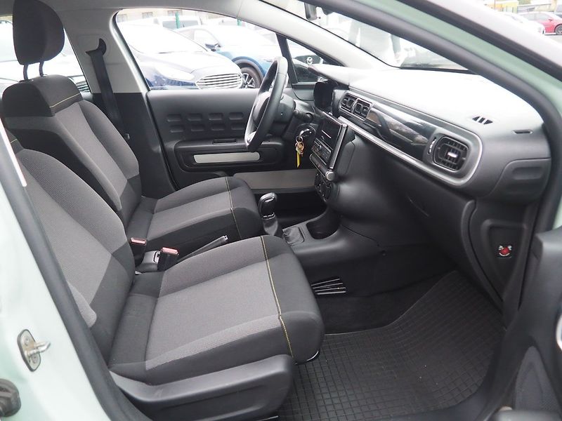 Citroën C3 (2019) 1.2 PureTech, Tažné - fotka 18 z 36