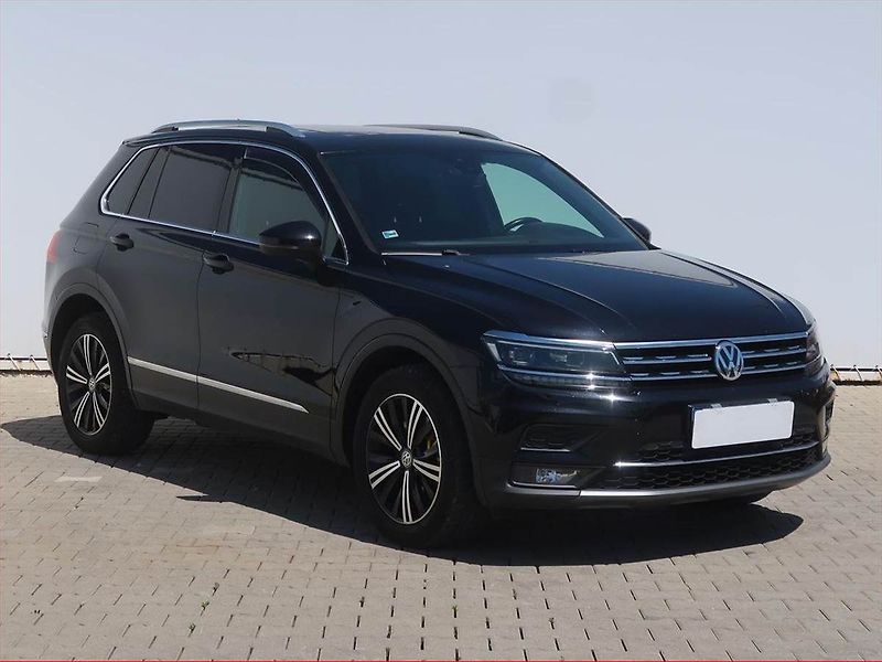 Volkswagen Tiguan (2017) Highline 2.0 BiTDI, 4X4 - fotografie inzerátu