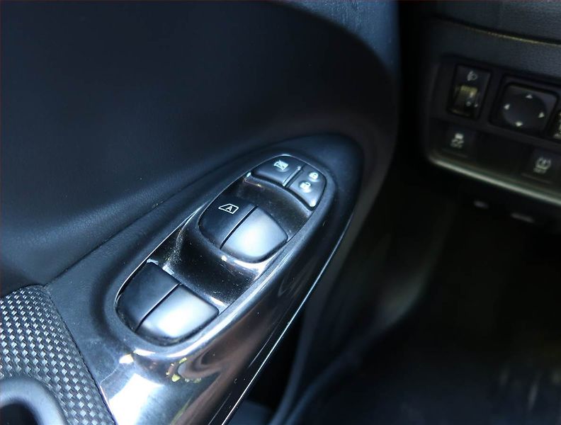 Nissan Juke (2016) 1.2 DIG-T, Serv.kniha, Navi - fotka 19 z 20