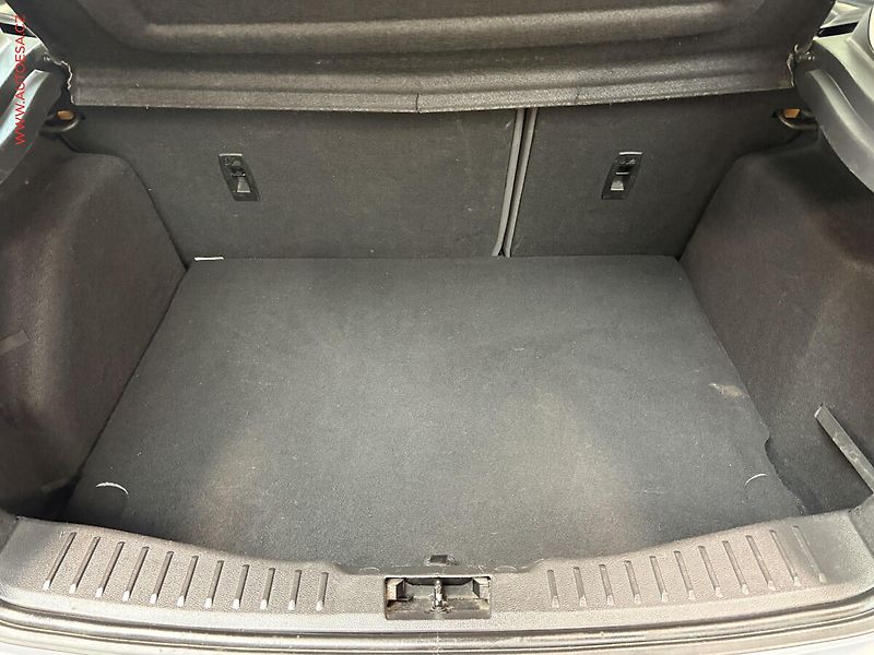 Ford Focus (2014) 1.6, Trend, TZ - fotka 7 z 14