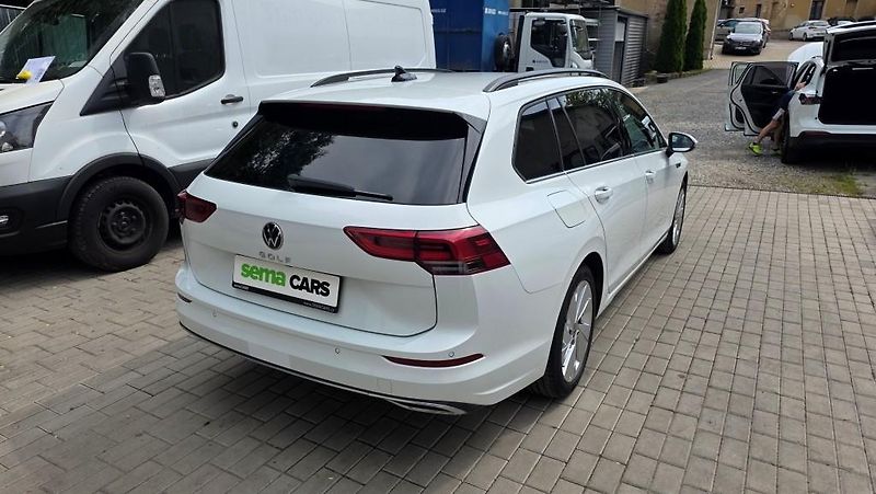 Volkswagen Golf (2024) 2.0 TDI 110kW DSG7 Style TZ - fotka 6 z 35